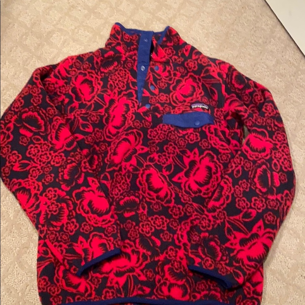 Red and navy Patagonia! RARE